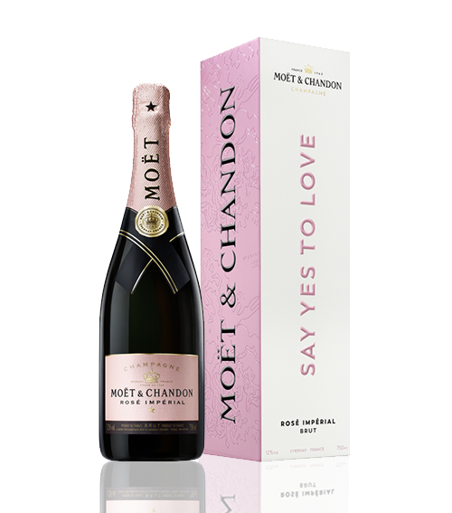 Moet &amp; Chandon Rosé "Say Yes to Love"