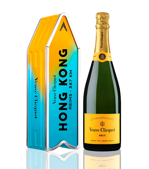 Veuve Clicquot Brut Arrow &quot;Follow Your Sun&quot; (Blue)