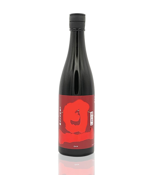 DAN Junmai Daiginjo Banshu Aiyama 720ml